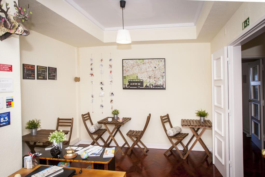 Autentik Guest House Лиссабон Экстерьер фото
